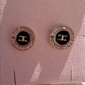 EARRINGS NWOT Gold Like and Black Stud Earrings